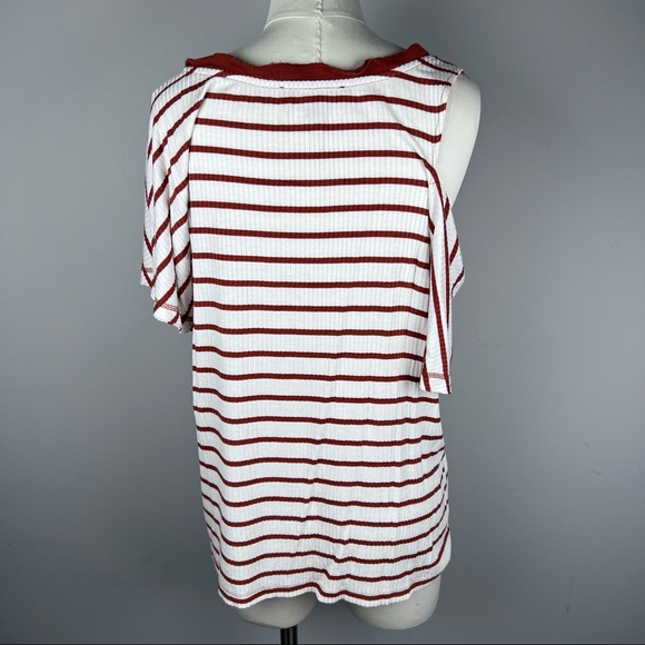 ON THRED UP - EUC - Sanctuary Striped Top - Picture 7 of 14